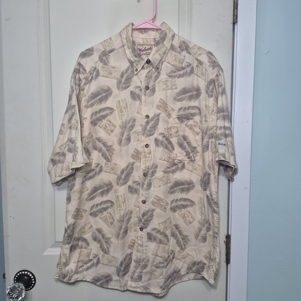 Vintage Woolrich Tan Button Down Short Sleeve Aloha Camp Shirt Leaf Large
